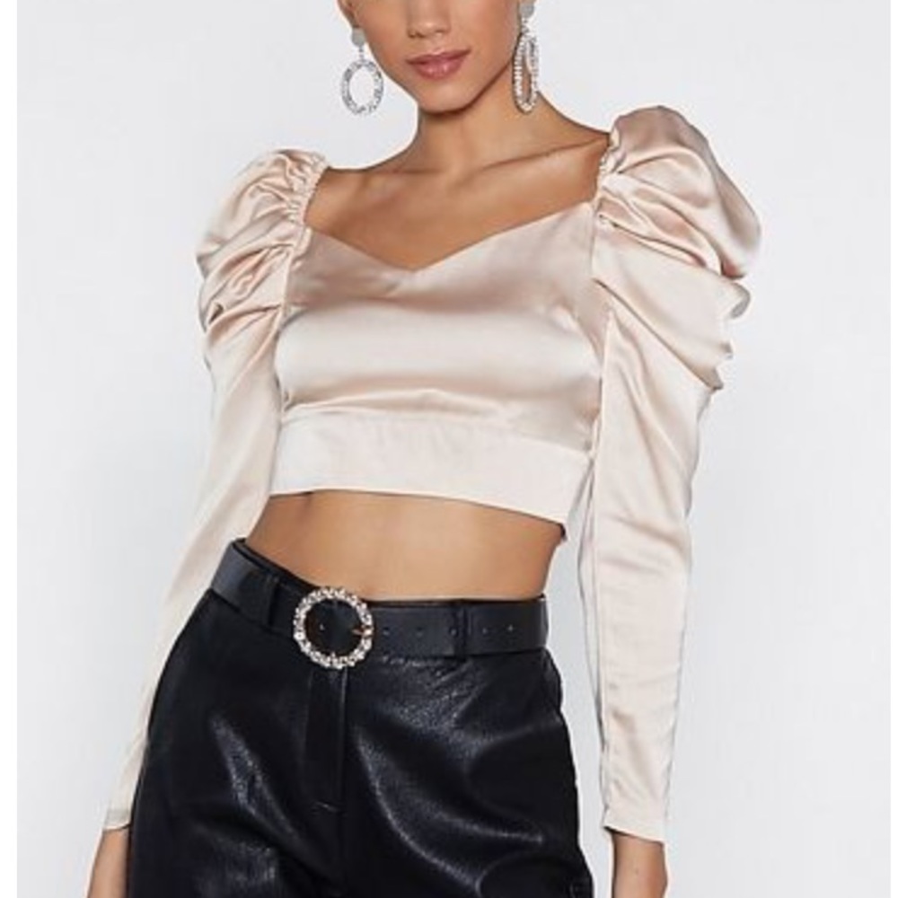 NASTY GAL RUCHED SLEEVE BLOUSE